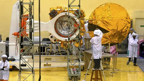 Příprava sondy v Bangalore v laboratoři ISRO