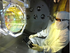 LIGO (Livingstone) testovac hmotnost (zrcadlo)