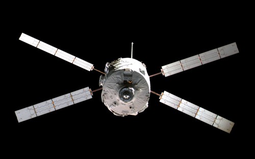 ATV-001 Jules Verne – první ATV, vynesené Ariane 5, které zadokovalo k ISS