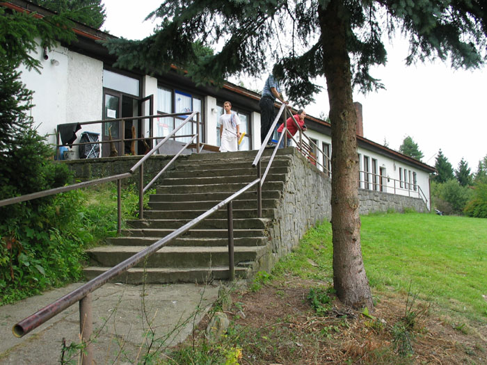03.jpg