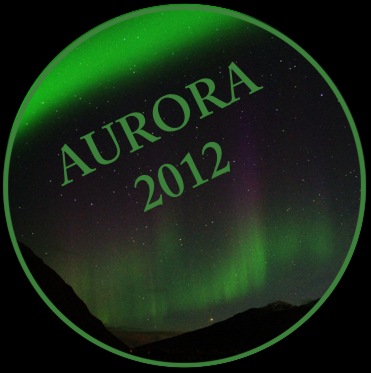 Aurorální ovál a pod ním záclony polárních září dne 10. 9. 2012, 0:33, PENTAX K, ISO 800, expozice 20 s. Zkuste nalézt Velký vůz!