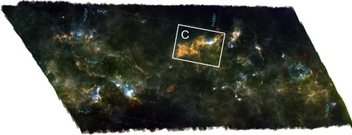 Mapa hřebenu molekulárních mračen v Plachtách z dalekohledu BLAST