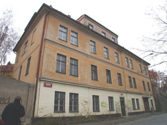 Podolská 3